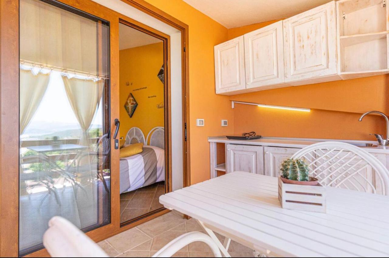 Casa Sharon Appartamento Vista Mare Ad Olbia Ngoại thất bức ảnh